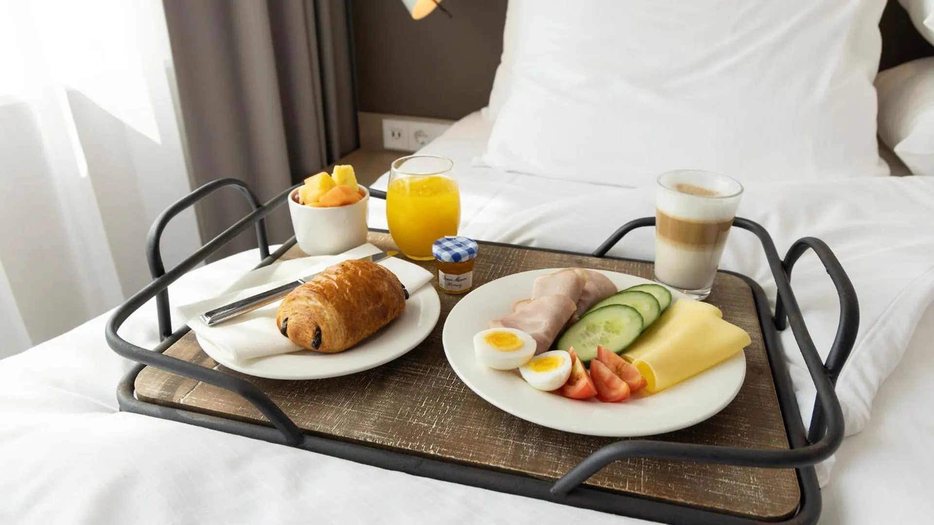 **** Otel Holiday Inn - Eindhoven Airport By Ihg Hollanda