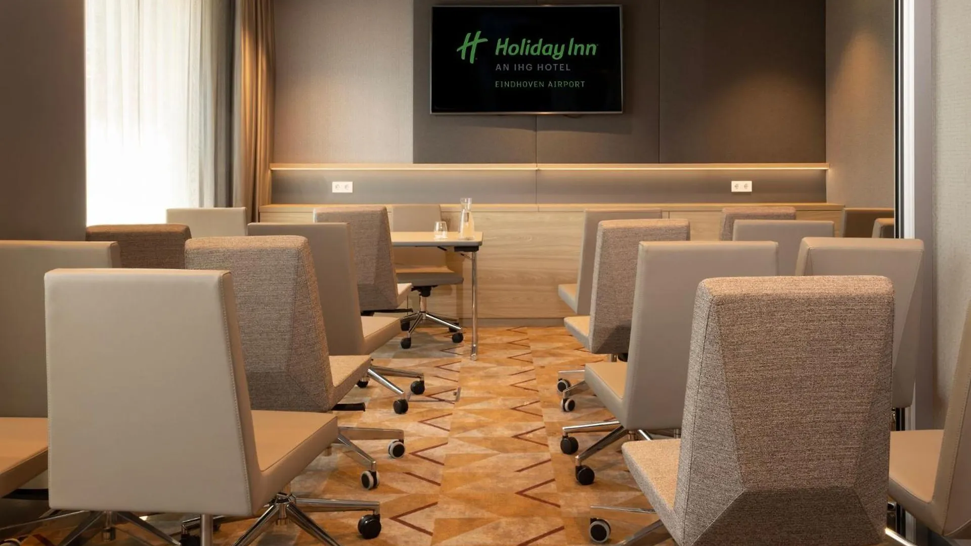 Holiday Inn - Eindhoven Airport, An Ihg Hotel